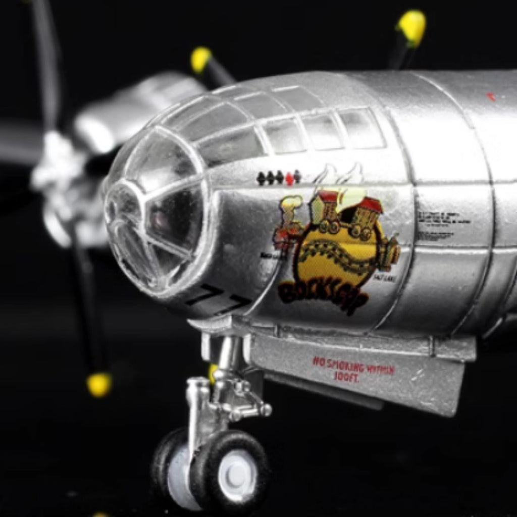 1/144 Scale WWII B-29 Superfortress Bomber Alloy Model Plane F805695