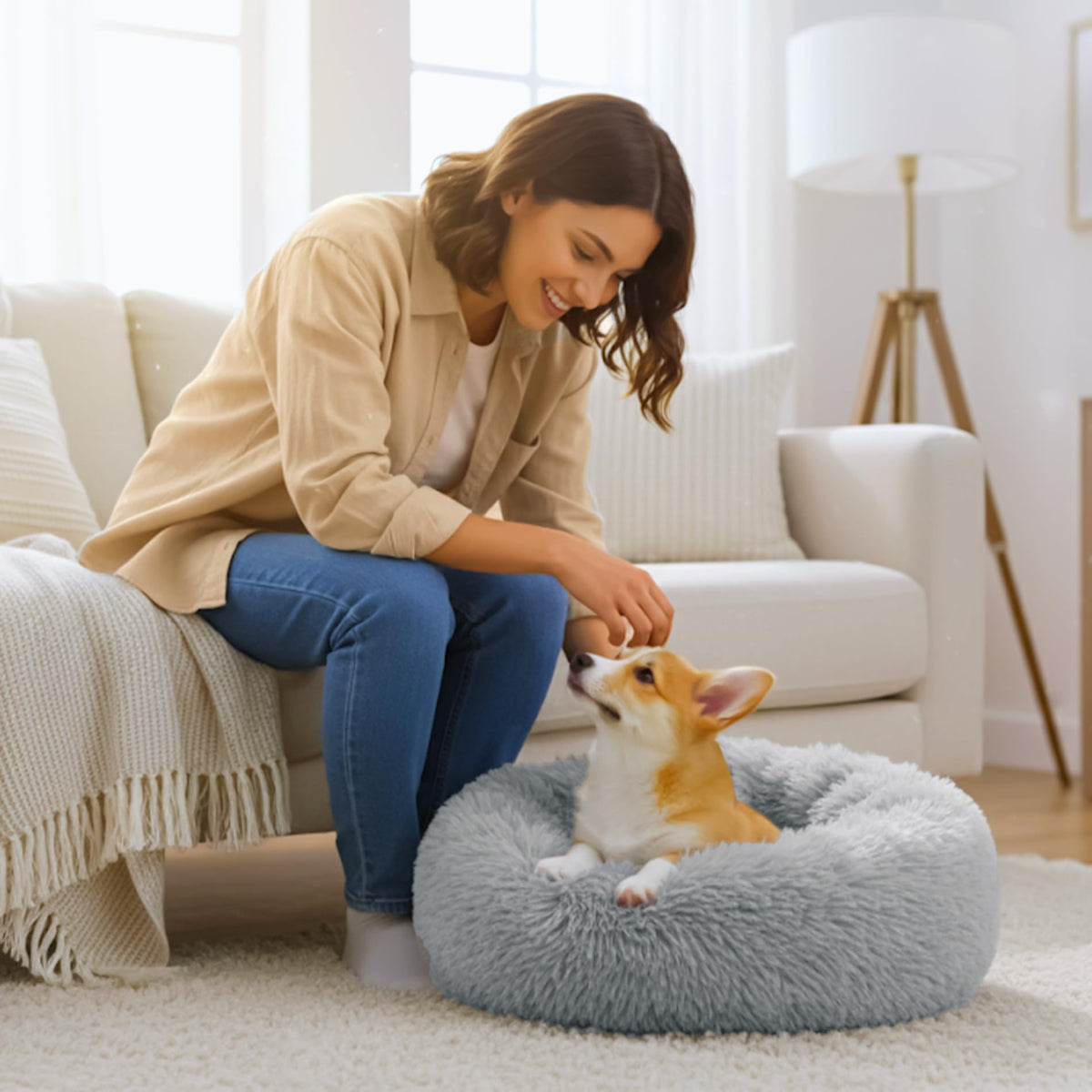 Round Fluffy Washable Anti-Anxiety Dog and Cat Bed Y56351