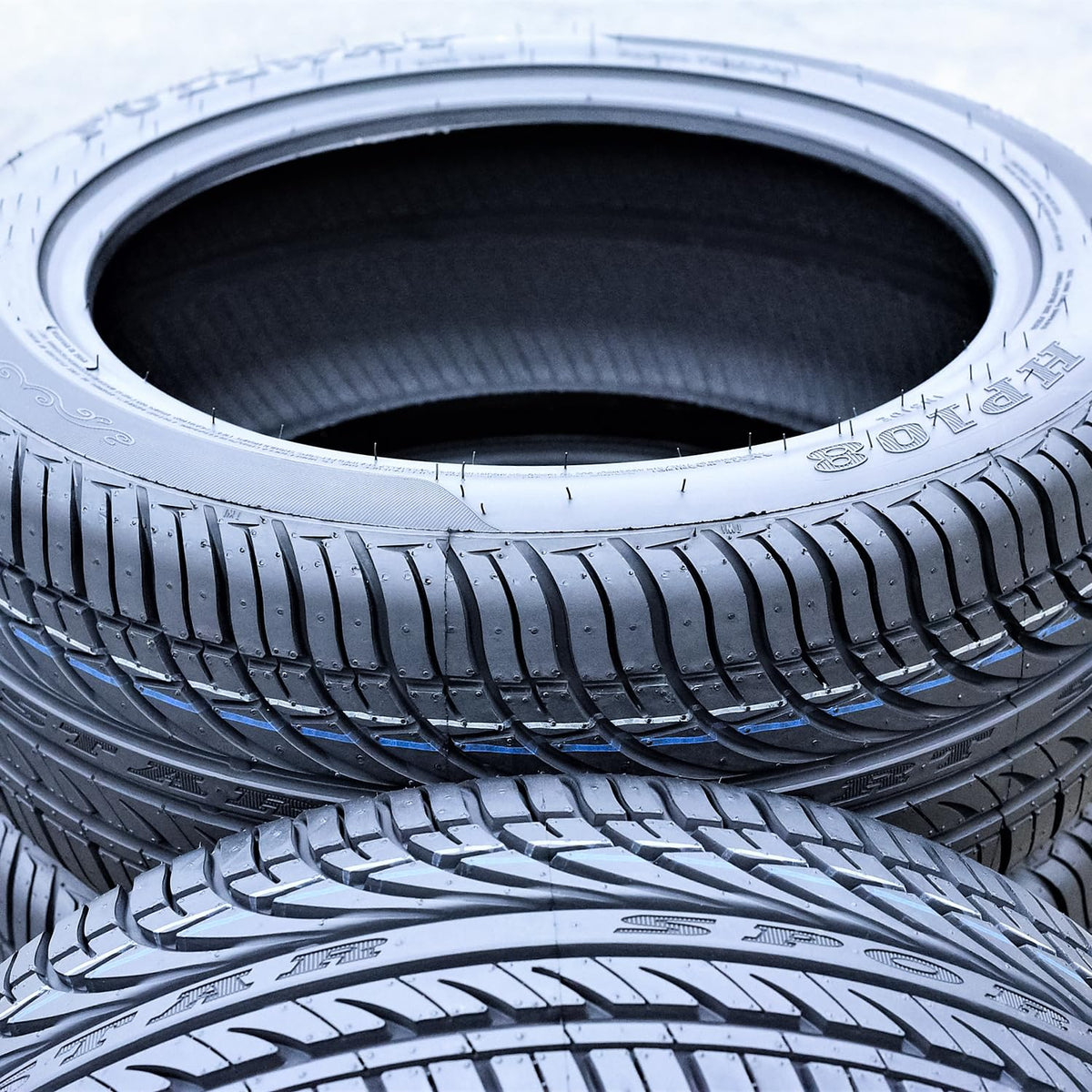 4 All Season Performance Tires C30904